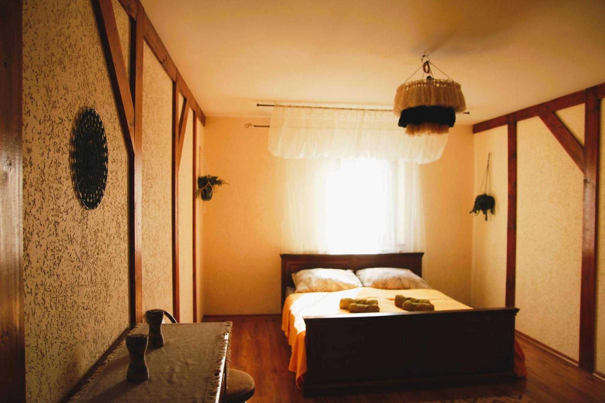 Apartment Zamurna 4 *